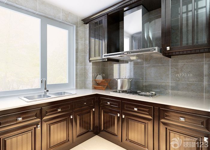中式整体厨房实木橱柜设计效果图片