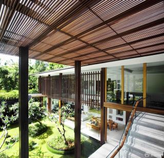 最新东南亚风格一层半别墅装修样板