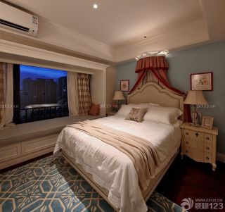 2023最新美式小户型卧室大飘窗装修案例