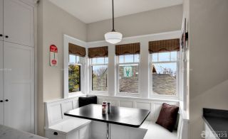 最新创意飘窗利用做家庭休闲区装修案例