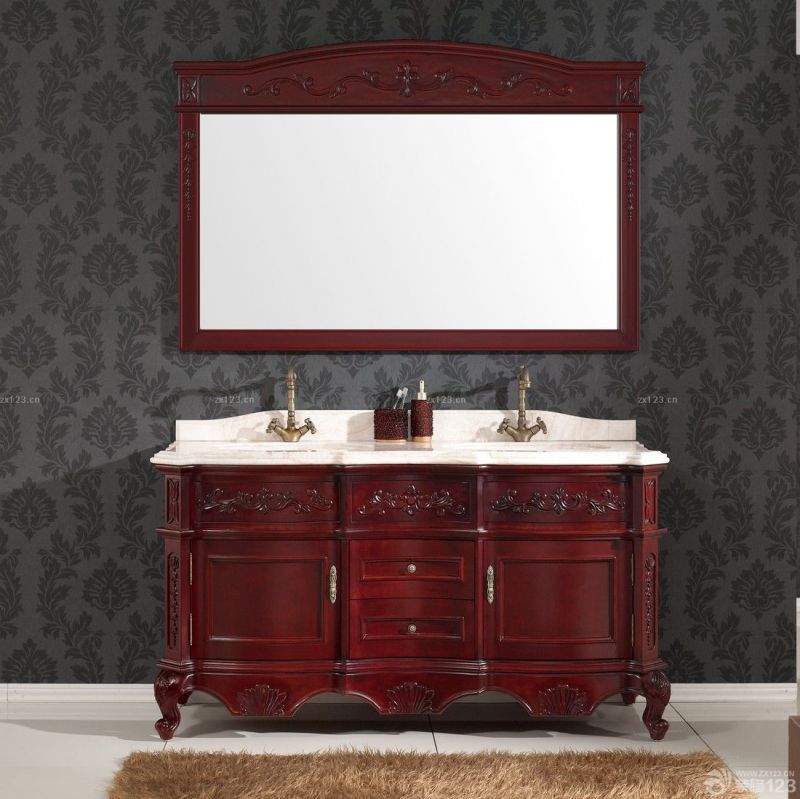 最新欧式风格橡木浴室柜设计图片