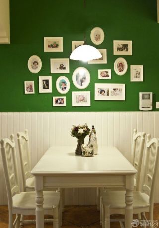 简约饭厅情侣照片墙装修效果图