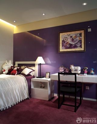2023最新家庭室内紫色墙面效果图片