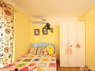 2023最新简约风格小卧室实木儿童床设计效果图