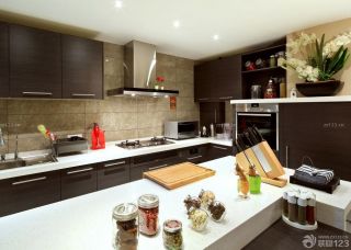2023家装厨房卫生间瓷砖效果图片