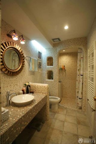 老房40平米小户型浴室东南亚风格装修效果图欣赏