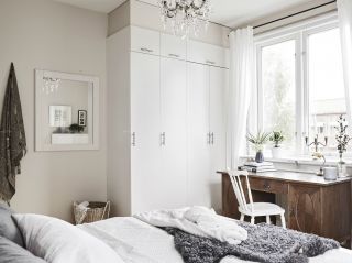 最新北欧风格小户型主卧室衣柜装修案例