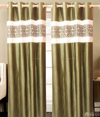 最新绿色窗帘小卧室装修风格