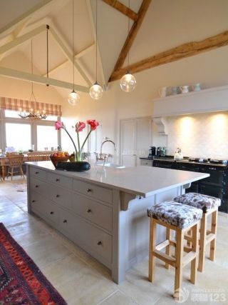简约美式风格小户型厨房橱柜地面瓷砖效果图欣赏