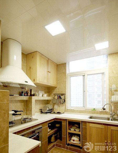 简欧式风格厨卫集成吊顶设计样板