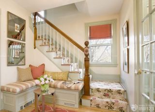 最新美式小别墅房屋楼梯设计图片欣赏
