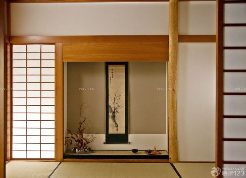 日式小房间榻榻米黄色门框装修设计案例2023