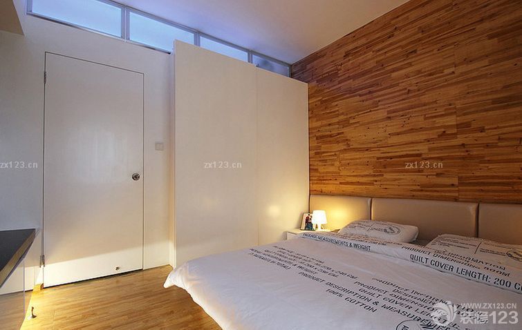 最新45平米小户型卧室隐形门背景墙装修设计图片