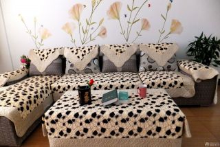 现代家装黑白点沙发坐垫效果图片