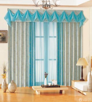 奢华小户型客厅飘窗青色窗帘装修效果图2023