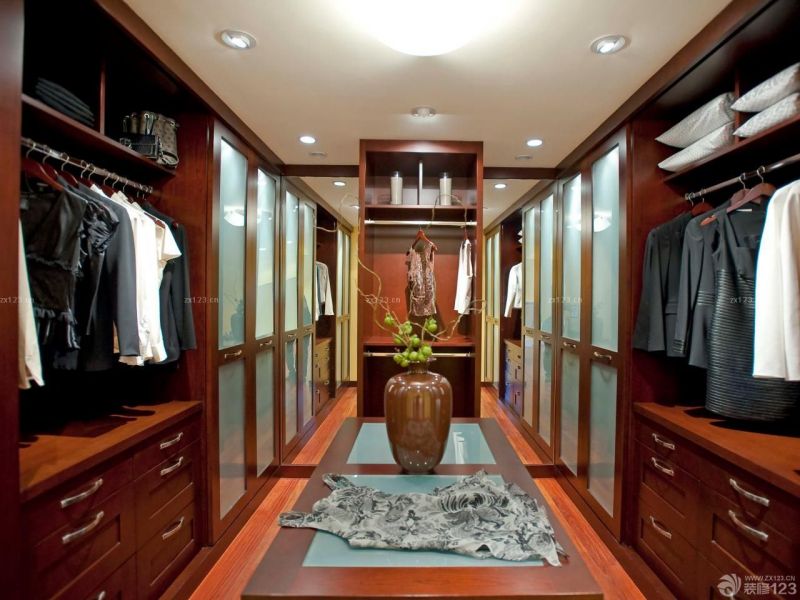 最新中式风格衣帽间衣柜装修样板大全