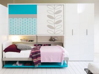 最新10平方米卧室衣柜装修设计效果图