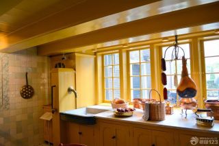 150平房子欧式风格厨房装修图片