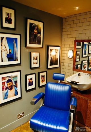 小型60平米理发店照片墙设计装修效果图欣赏