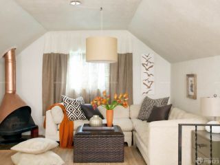 家装60平米小户型客厅带阁楼多人沙发装修实景图欣赏
