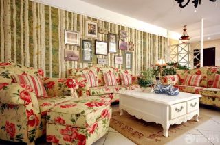 最新英式田园风格客厅沙发颜色搭配