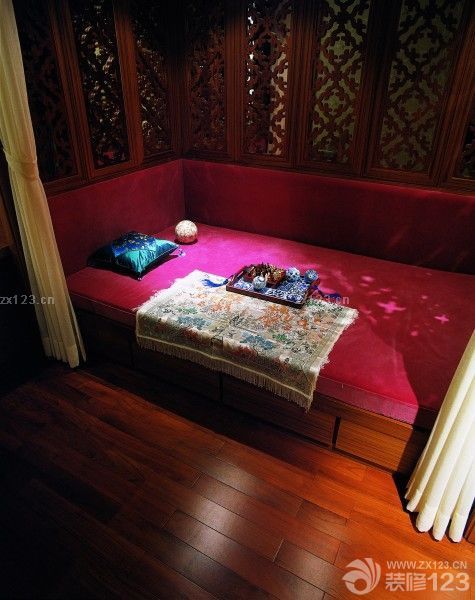 中式装修风格卧室榻榻米床