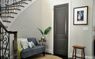 经典复式房子装修灰色门设计图片