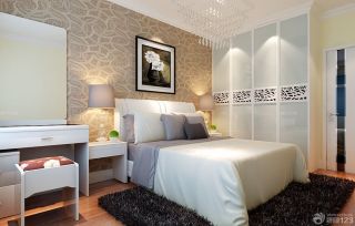 最新现代风格80平米卧室床头装饰画装修效果图片