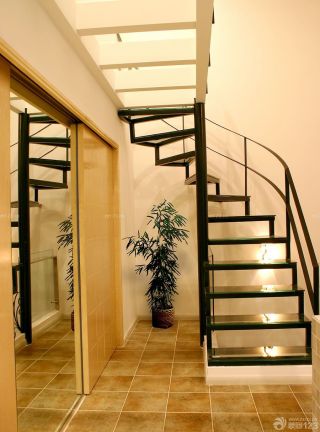 小复式简单室内楼梯装修效果图片大全