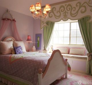 90后女生卧室飘窗装修设计效果图片