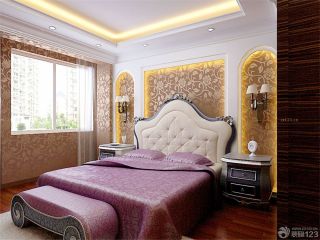 2023最新欧式卧室金色壁纸装修设计效果图片