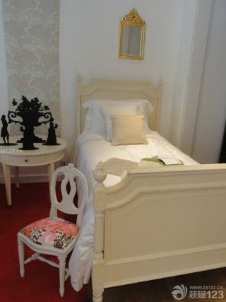 最新美式风格90后女生卧室设计图片