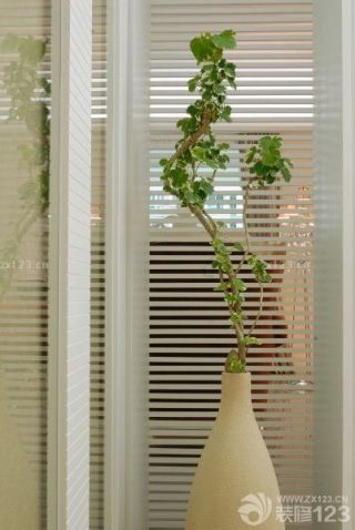 客厅阳台盆栽植物最新装修图片