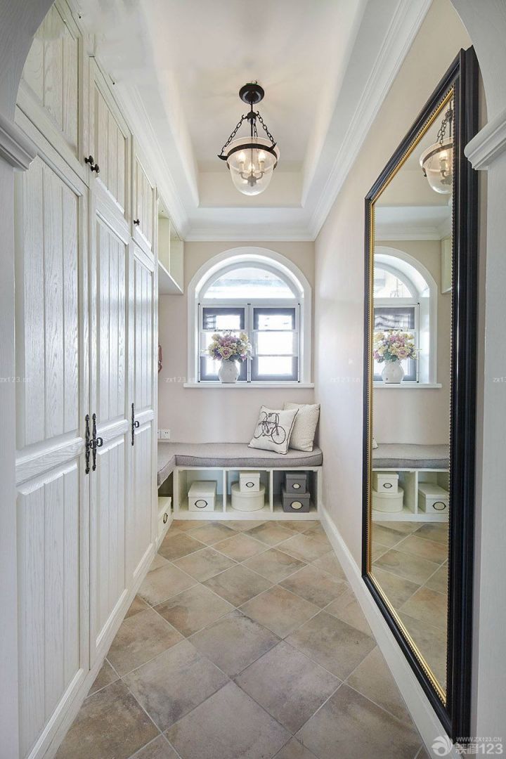 美式风格鞋柜装修效果图带镜子2025款