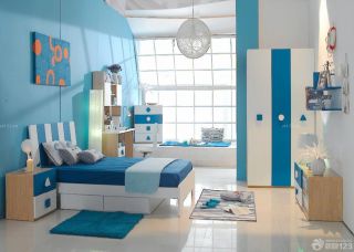 最新时尚小户型儿童房间蓝色墙面装修实景图