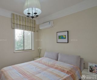 最新小户型房子简约卧室装修效果图片