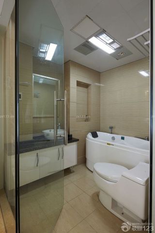 最新100平米两居室卫生间装修效果图