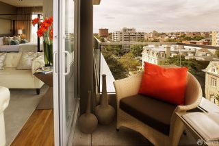 小户型家庭带阳台客厅装修效果图大全2023图片