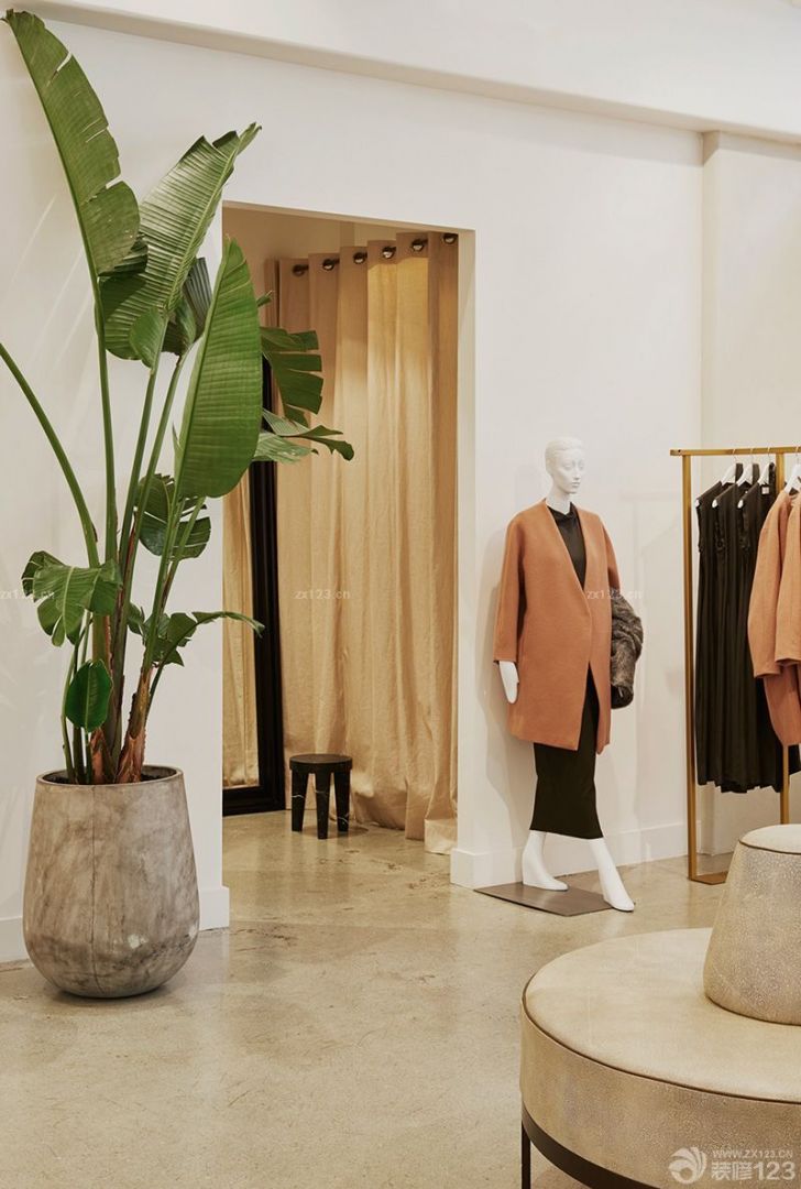 简装服装店白色墙面装修效果图大全2025图片