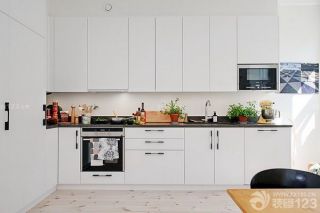 开放式厨房白色橱柜装修设计效果图片案例