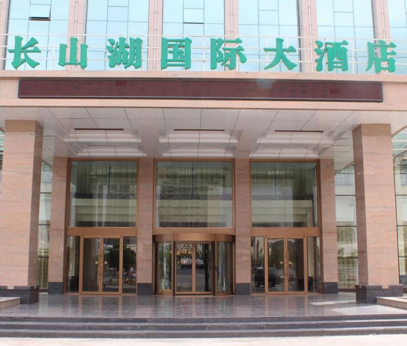 大型酒店门头装修效果图2025图片