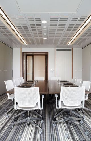 最新公司会议室地毯装修设计效果图片
