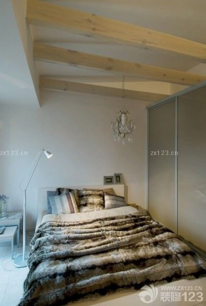 2023温馨小户型卧室吊顶装修效果图片