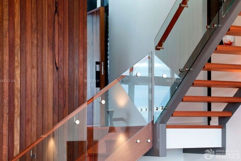 现代别墅室内楼梯设计