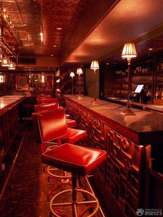 温馨小酒吧台灯装修效果图片2023