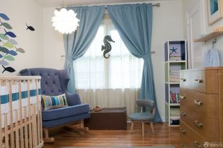 宝宝卧室蓝色窗帘装修效果图片