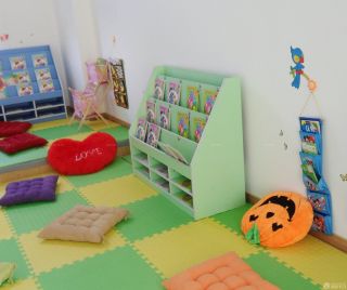小型简单幼儿园室内地垫装修效果图片