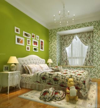 英式田园风格10平方卧室装修图片