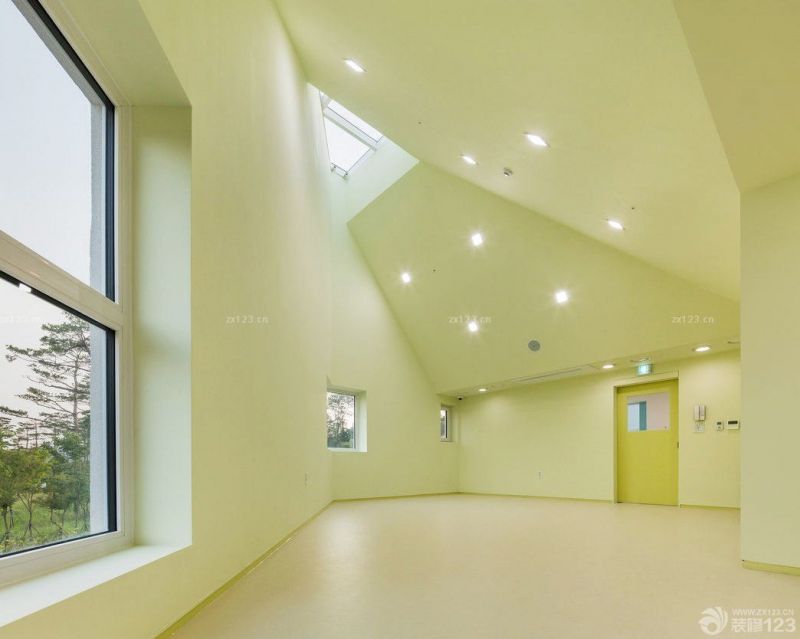 国外幼儿园室内吊顶设计效果图