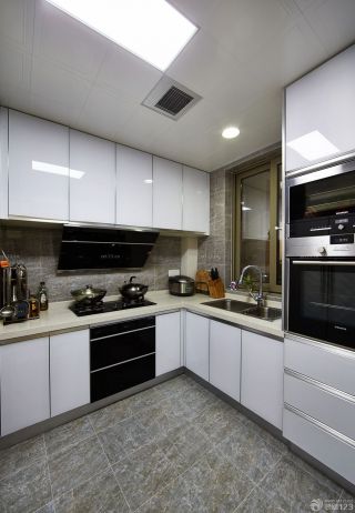 现代别墅家装小面积厨房装修设计效果图